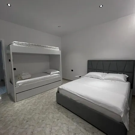 Stayvibe بيت ضيافة Krujë